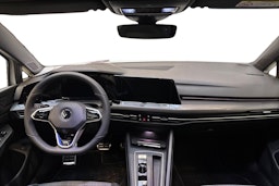 valkoinen Volkswagen Golf 2021 kuva 7.