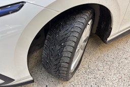 valkoinen Volkswagen Golf 2021 kuva 10.