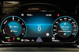 valkoinen Volkswagen Golf 2021 kuva 15.