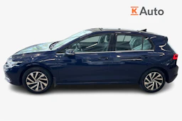 sininen Volkswagen Golf 2021 kuva 7.