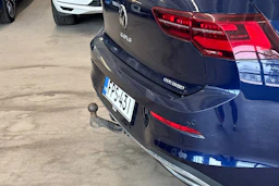 sininen Volkswagen Golf 2021 kuva 16.