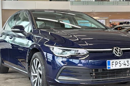 sininen Volkswagen Golf 2021 kuva 38.