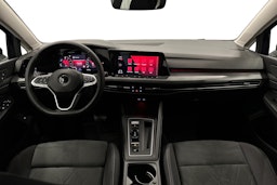 sininen Volkswagen Golf 2021 kuva 7.