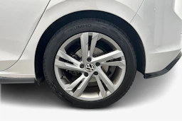 hopea Volkswagen Golf 2021 kuva 9.