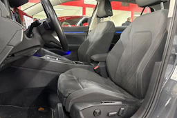 Harmaa Volkswagen Golf 2021 kuva 4.
