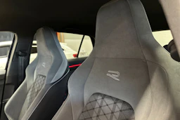 Sininen Volkswagen GOLF 2021 kuva 13.