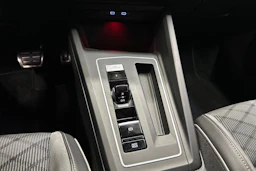 Sininen Volkswagen GOLF 2021 kuva 20.