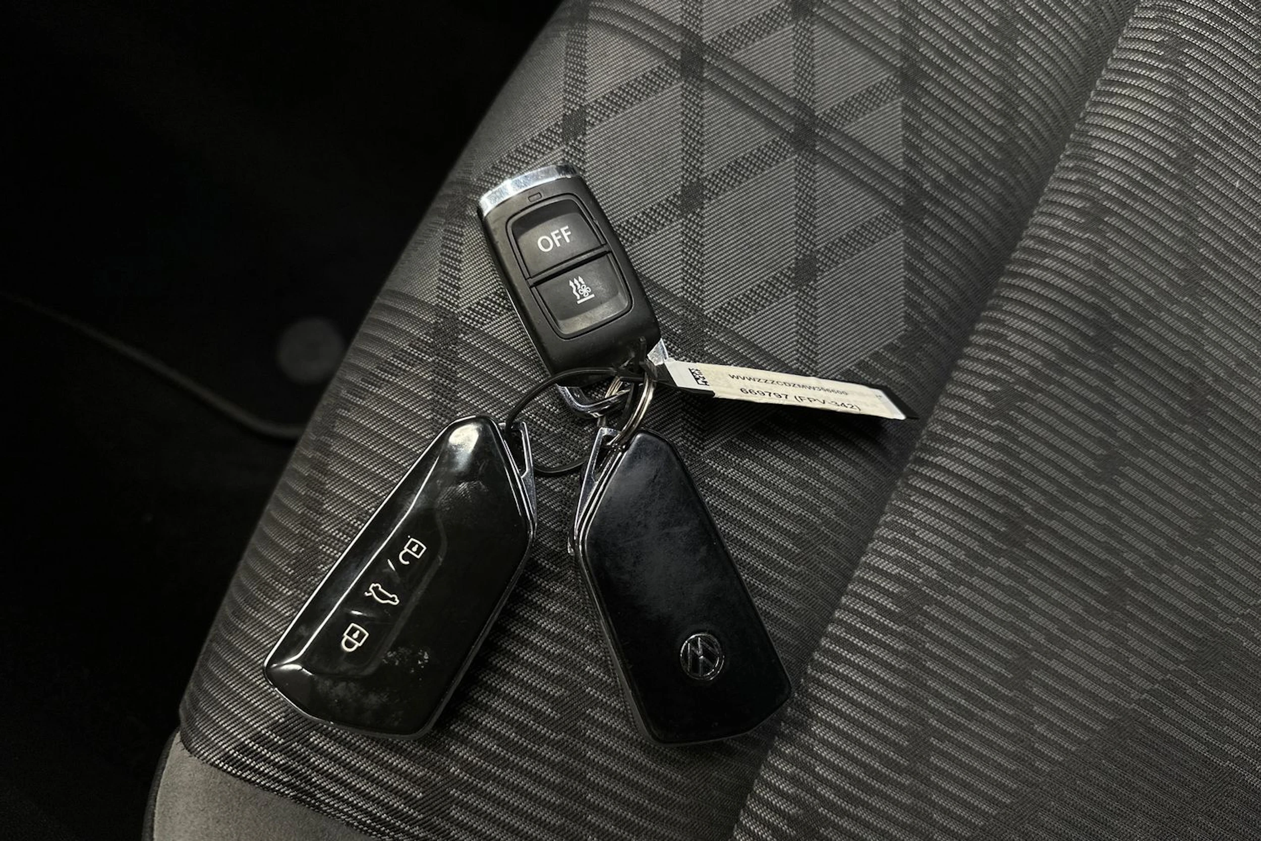 Sininen Volkswagen GOLF 2021 kuva 21.