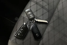 Sininen Volkswagen GOLF 2021 kuva 21.