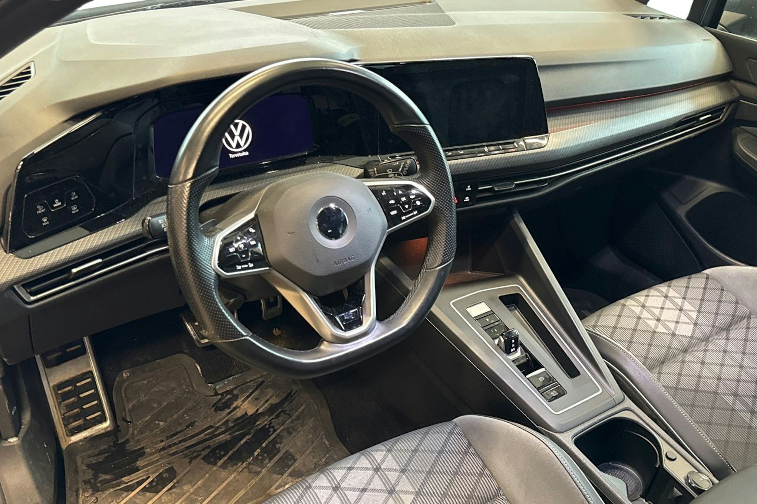 Harmaa Volkswagen GOLF 2021 kuva 3.