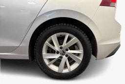 met. hopea Volkswagen Golf 2021 kuva 11.