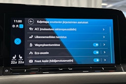 musta Volkswagen Golf 2021 kuva 26.