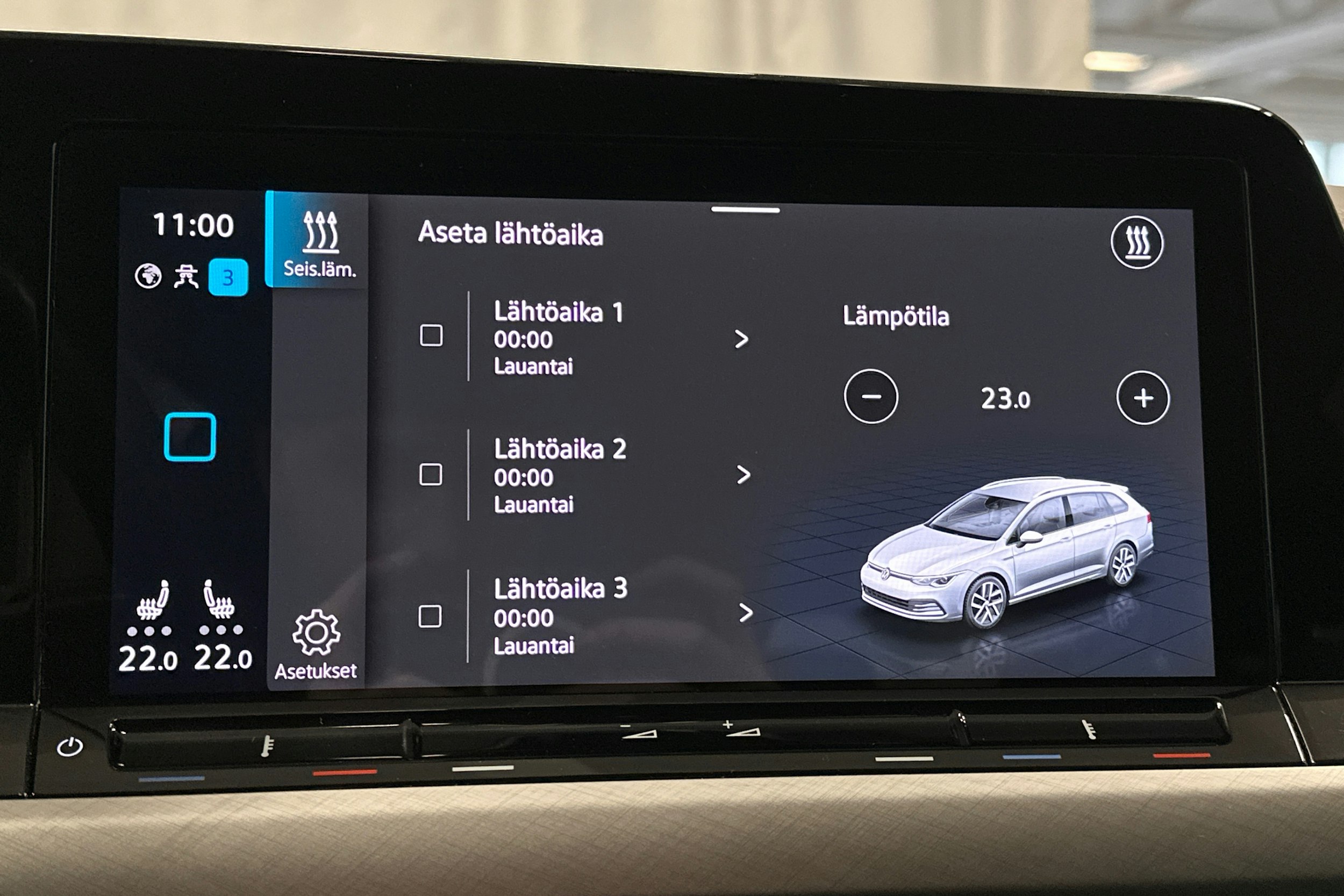 musta Volkswagen Golf 2021 kuva 27.