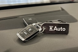 musta Volkswagen Golf 2021 kuva 31.