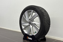 harmaa Volkswagen Golf 2021 kuva 13.