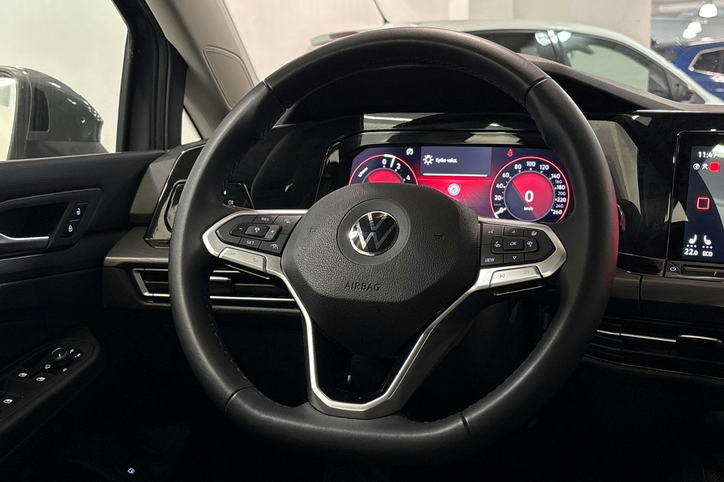 harmaa Volkswagen Golf 2021 kuva 14.
