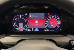 harmaa Volkswagen Golf 2021 kuva 17.