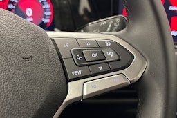 harmaa Volkswagen Golf 2021 kuva 19.