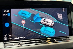 keltainen Volkswagen Golf 2021 kuva 20.