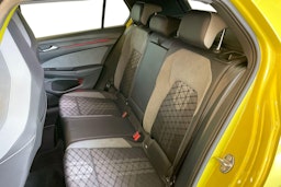 Keltainen Volkswagen GOLF 2021 kuva 8.