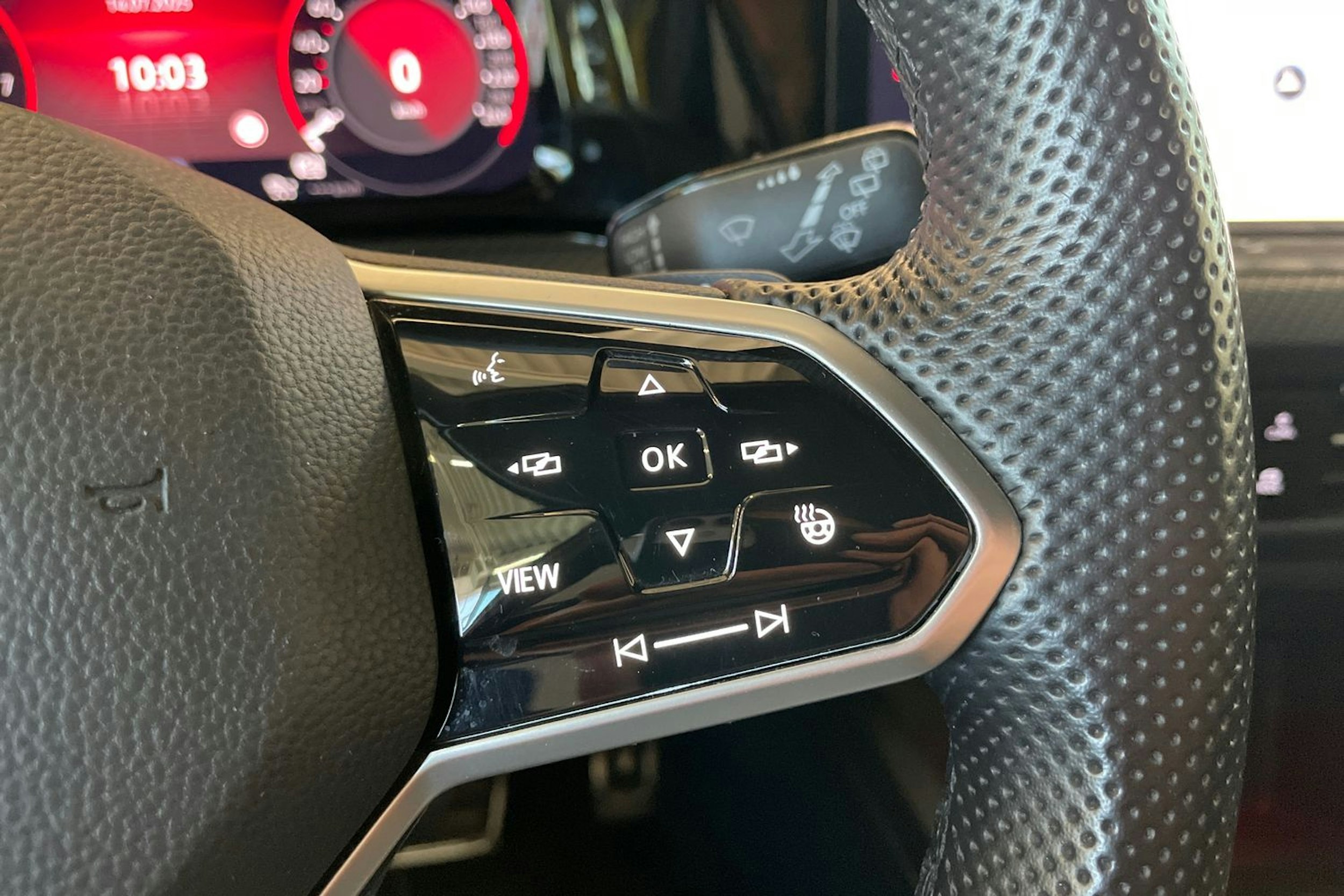 Keltainen Volkswagen GOLF 2021 kuva 12.
