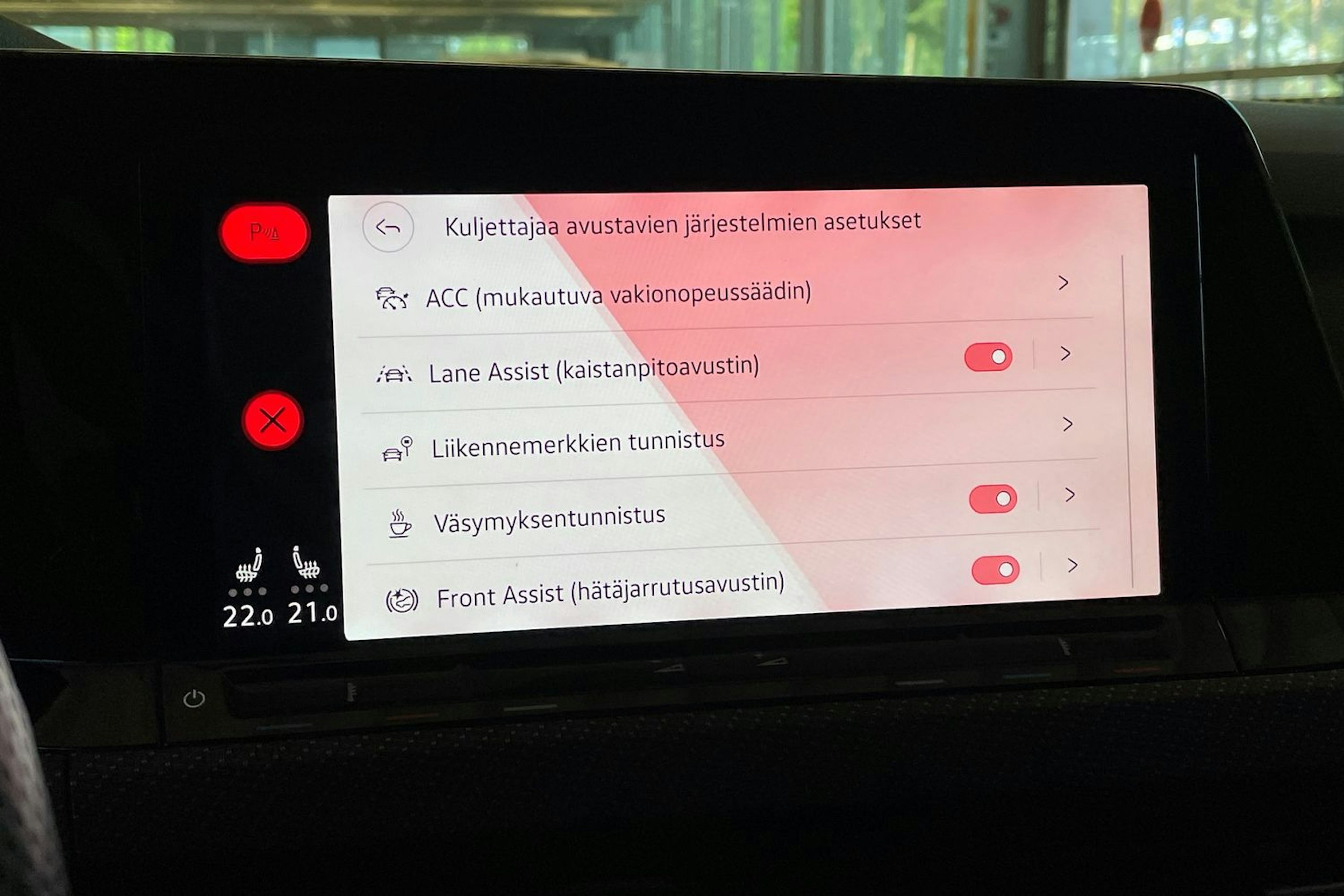 Keltainen Volkswagen GOLF 2021 kuva 15.