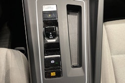 harmaa Volkswagen Golf 2021 kuva 24.
