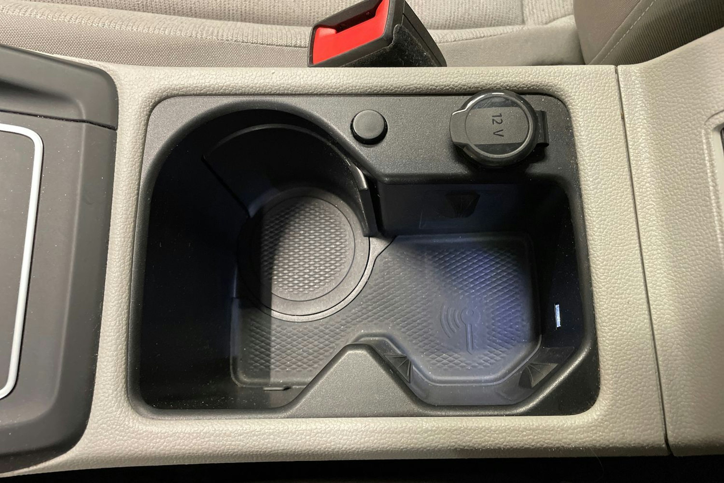 harmaa Volkswagen Golf 2021 kuva 26.