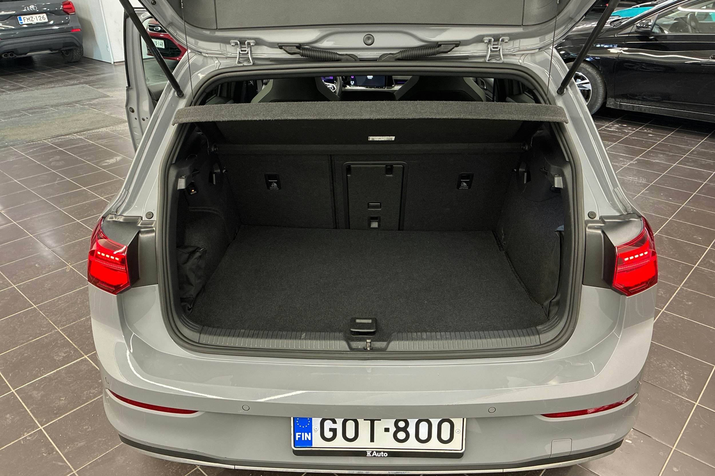 Harmaa Volkswagen GOLF 2021 kuva 13.