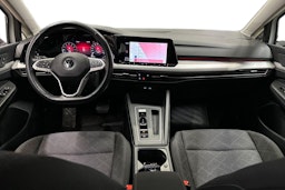 valkoinen Volkswagen Golf 2021 kuva 7.