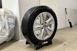 valkoinen Volkswagen Golf 2021 kuva 10.