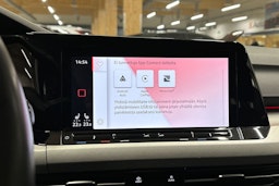 valkoinen Volkswagen Golf 2021 kuva 14.