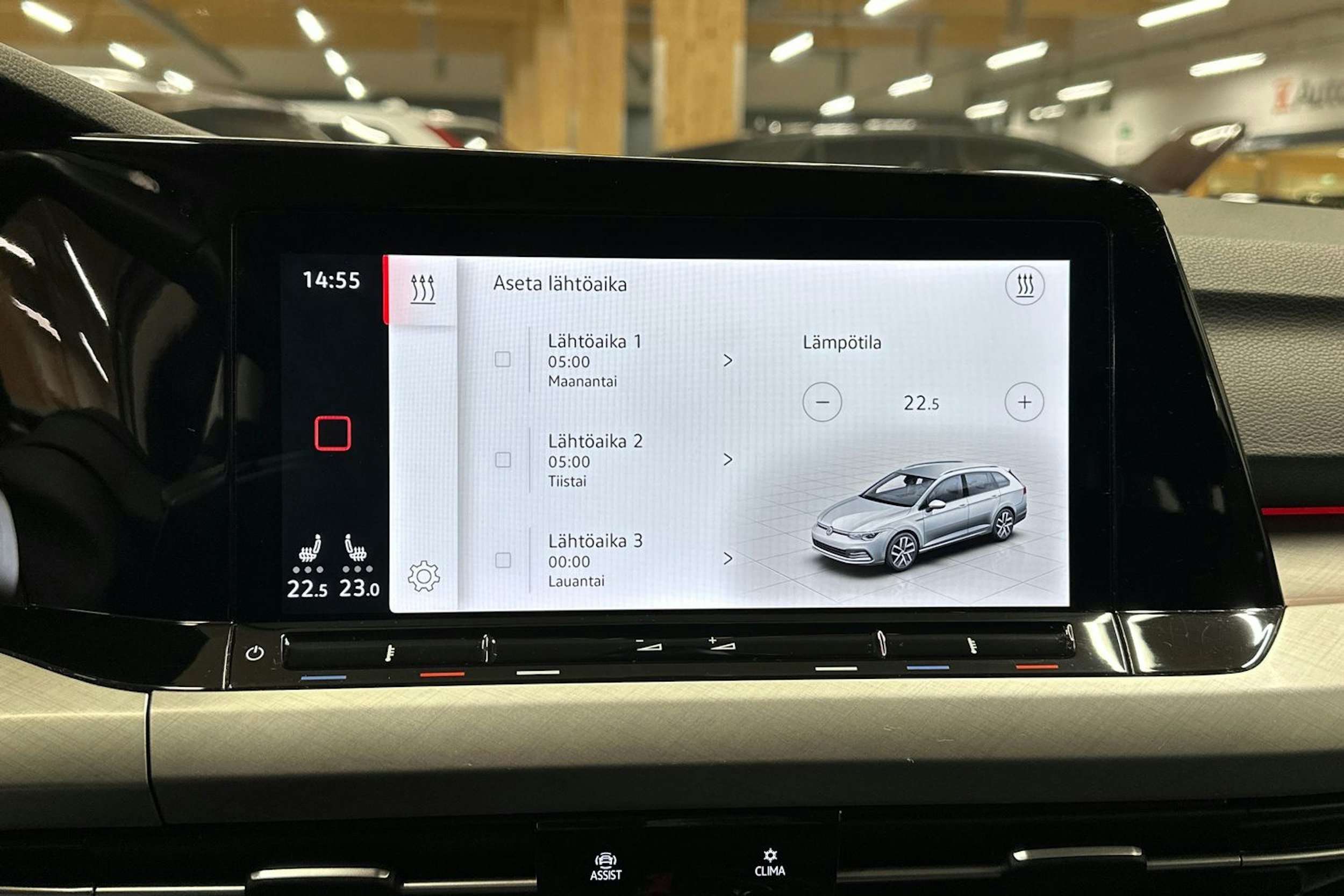 valkoinen Volkswagen Golf 2021 kuva 16.