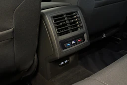 harmaa Volkswagen Golf 2021 kuva 18.