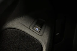 harmaa Volkswagen Golf 2021 kuva 24.