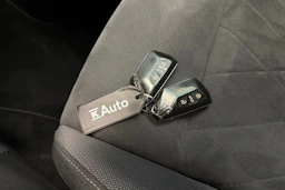 harmaa Volkswagen Golf 2021 kuva 37.