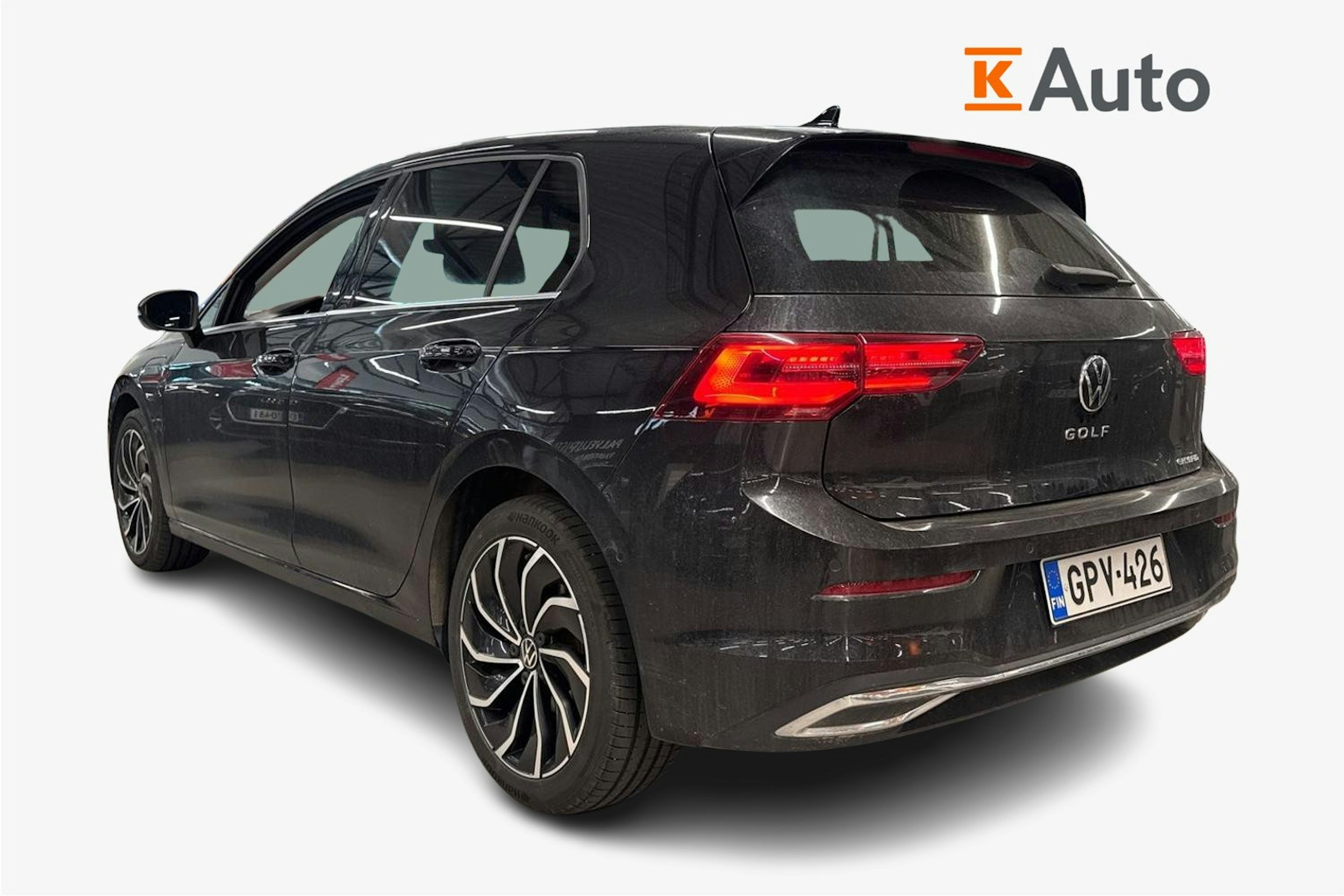 musta Volkswagen Golf 2021 kuva 2.