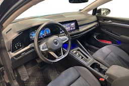 musta Volkswagen Golf 2021 kuva 3.