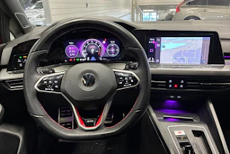 met. punainen Volkswagen Golf 2021 kuva 5.