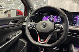 met. punainen Volkswagen Golf 2021 kuva 6.