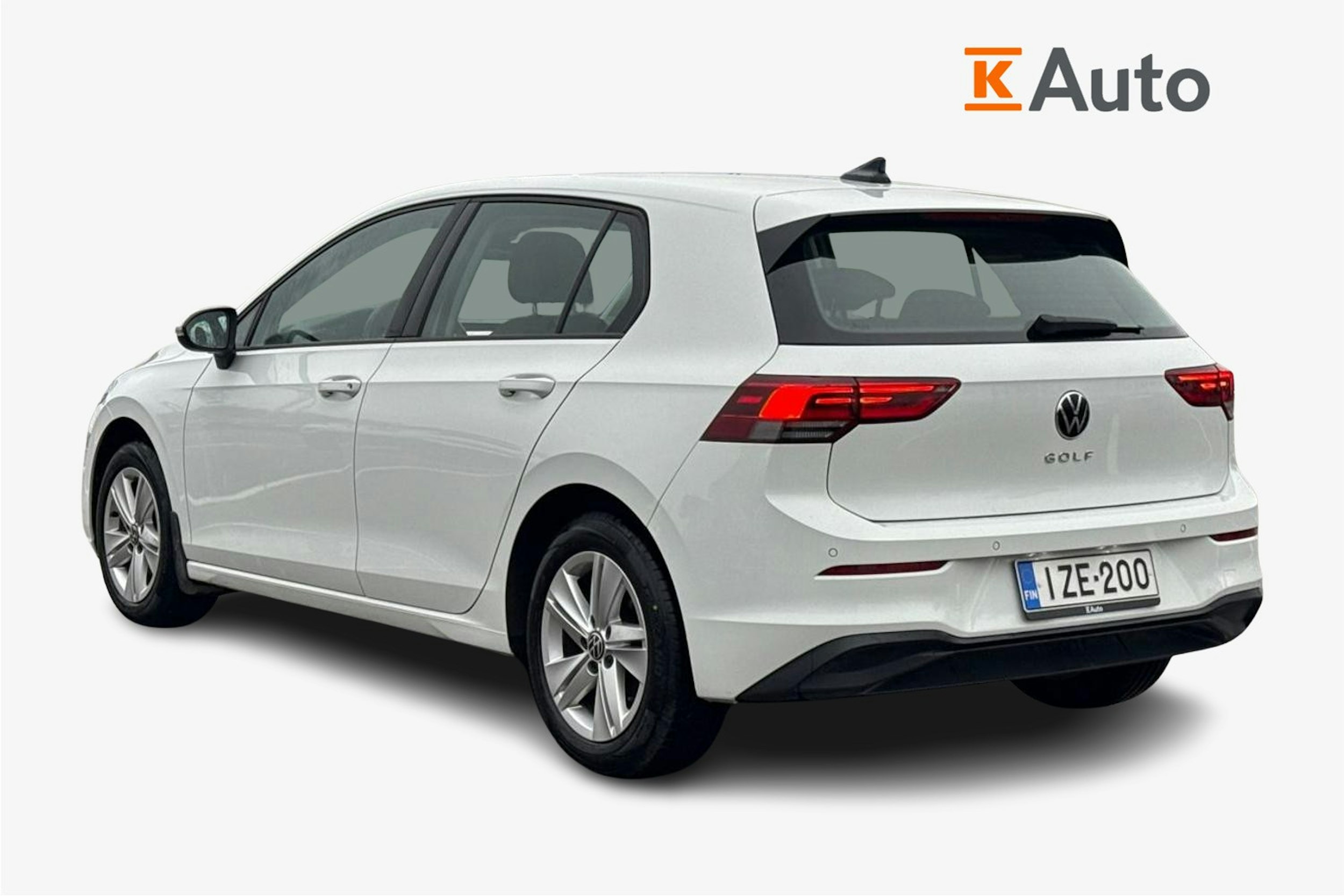 valkoinen Volkswagen Golf 2021 kuva 2.