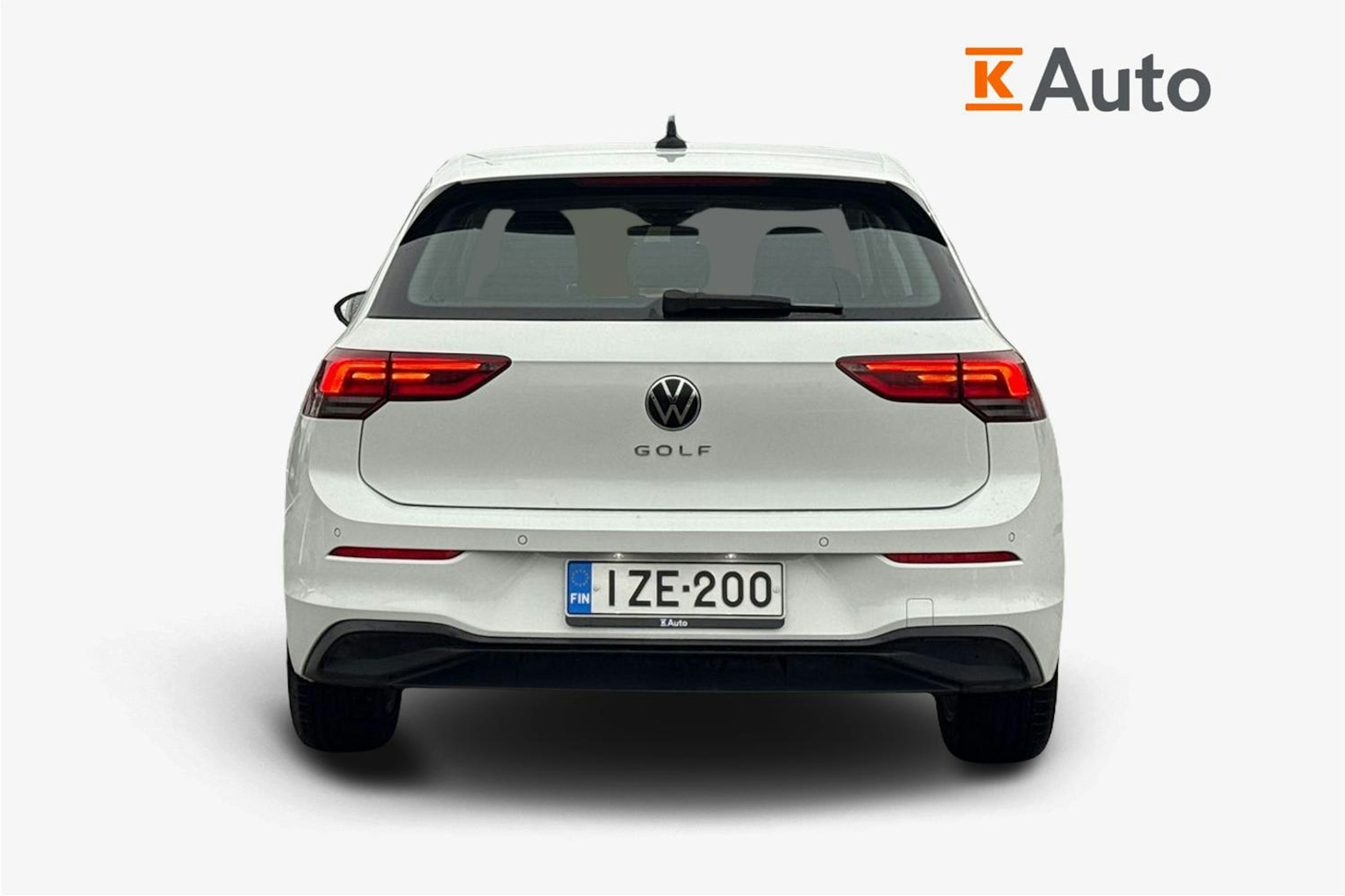 valkoinen Volkswagen Golf 2021 kuva 3.
