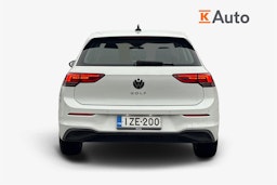 valkoinen Volkswagen Golf 2021 kuva 3.