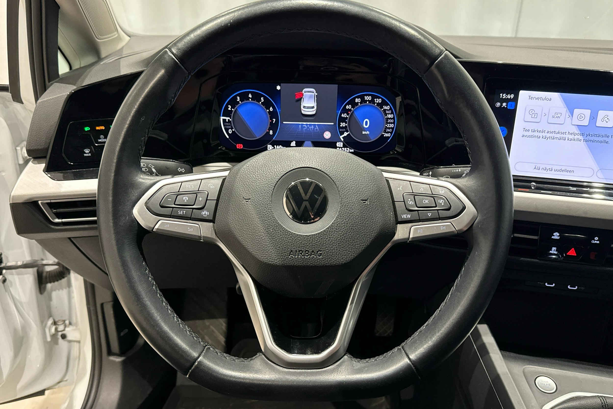 valkoinen Volkswagen Golf 2021 kuva 13.