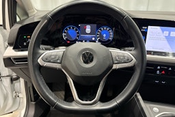 valkoinen Volkswagen Golf 2021 kuva 13.