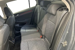 harmaa Volkswagen Golf 2021 kuva 10.