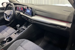 harmaa Volkswagen Golf 2021 kuva 15.