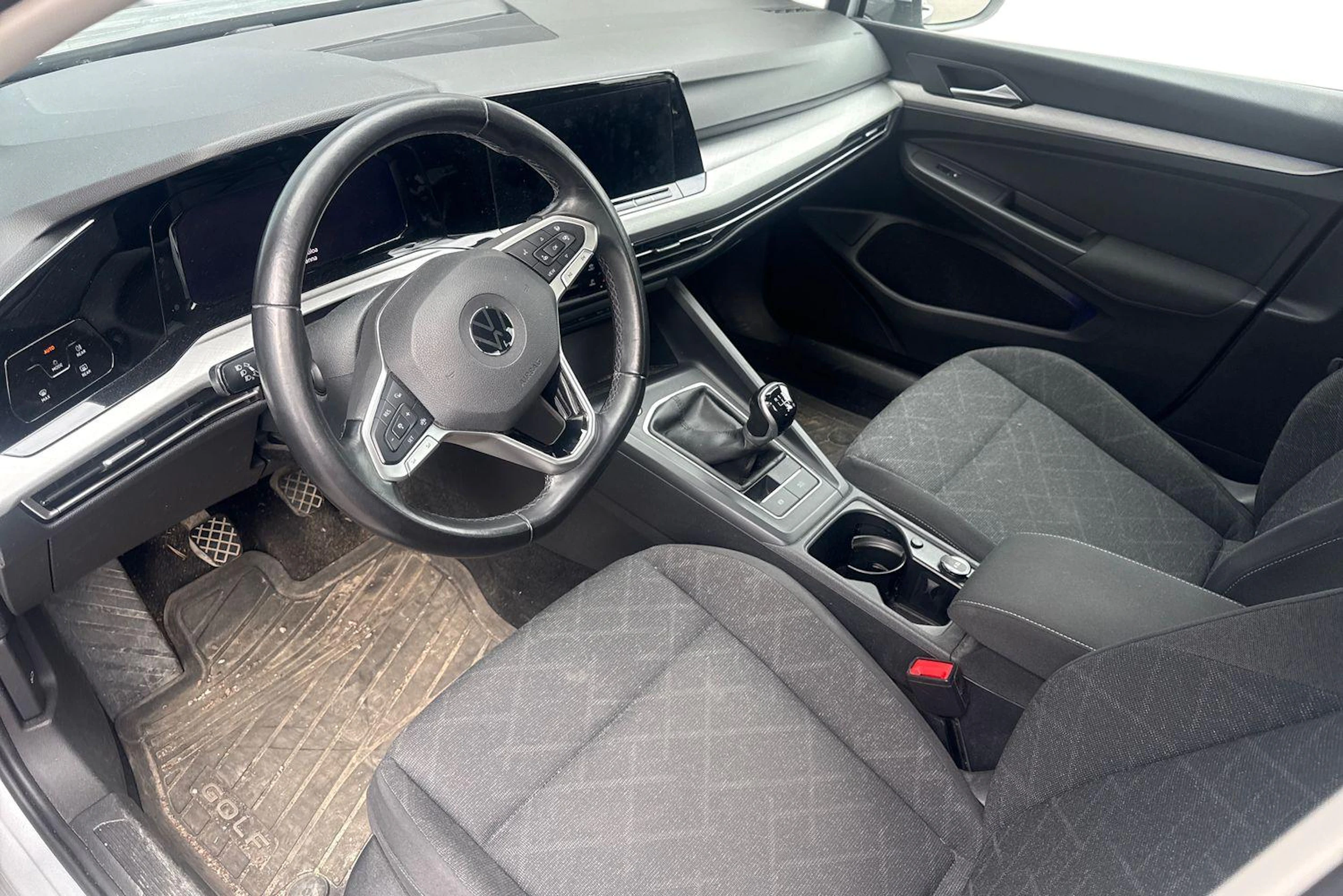 hopea Volkswagen Golf 2021 kuva 3.