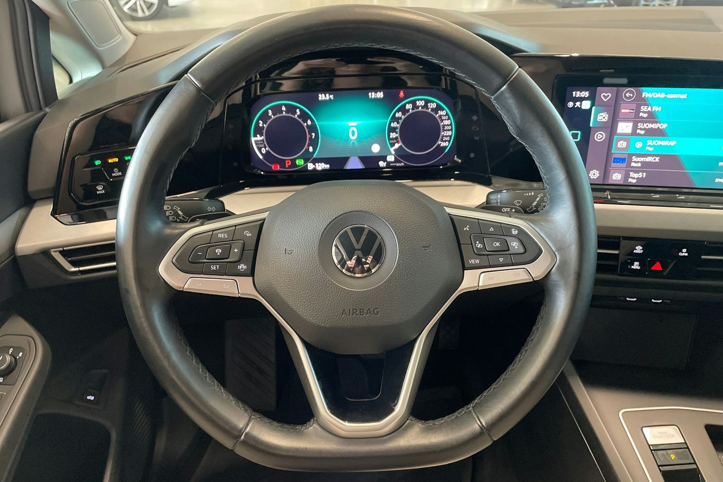 hopea Volkswagen Golf 2021 kuva 17.