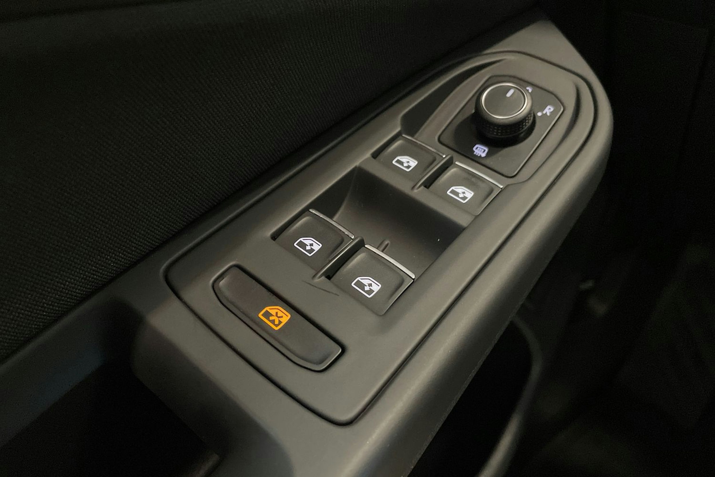 hopea Volkswagen Golf 2021 kuva 22.